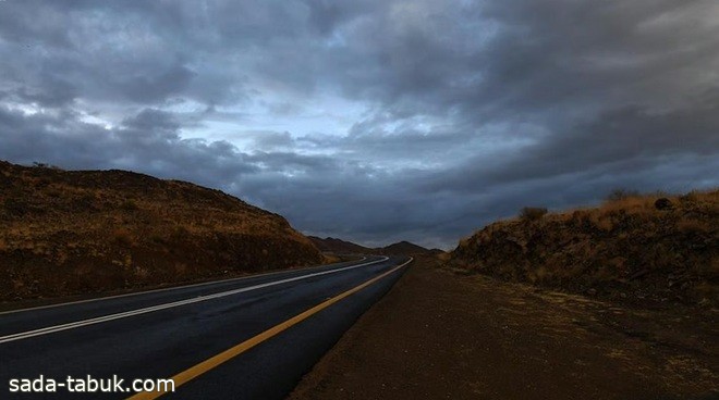 "الأرصاد" ينبه 10 مناطق: أمطار متوسطة إلى غزيرة وأتربة مثارة ورياح شديدة