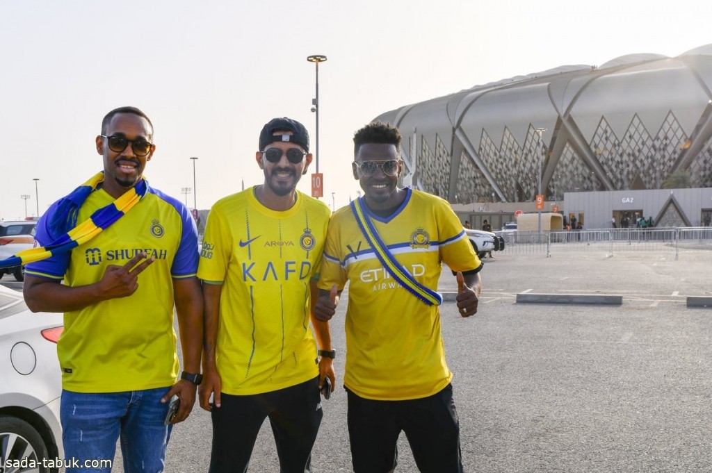 حضور مبكر من جماهير الهلال والنصر لملعب "الجوهرة المشعة".. لحضور نهائي "أغلى الكؤوس"