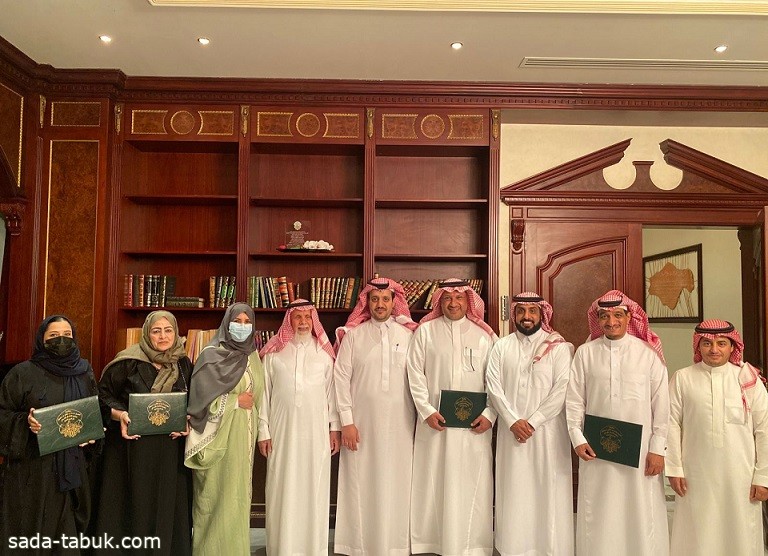 عقد الاجتماع العمومي الختامي للدورة 18بجائزة الشيخ محمد بن صالح للتفوق العلمي
