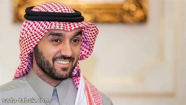 وزير الرياضة يبارك للهلال تتويجه بلقب كأس الدرعية للسوبر السعودي