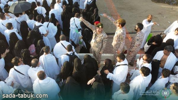 "القوات المشتركة" تشارك مع "برنامج ضيوف خادم الحرمين الشريفين للحج والعمرة"