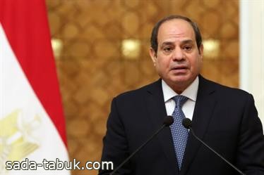 الرئيس المصري يشيد بدعم دول خليجية اشترت الوقود وحولته لموانئ مصر مجاناً