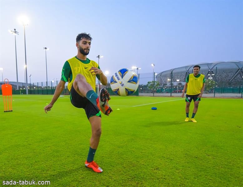 الأخضر الأولمبي يدشن تدريباته في جدة استعداداً لغرب آسيا