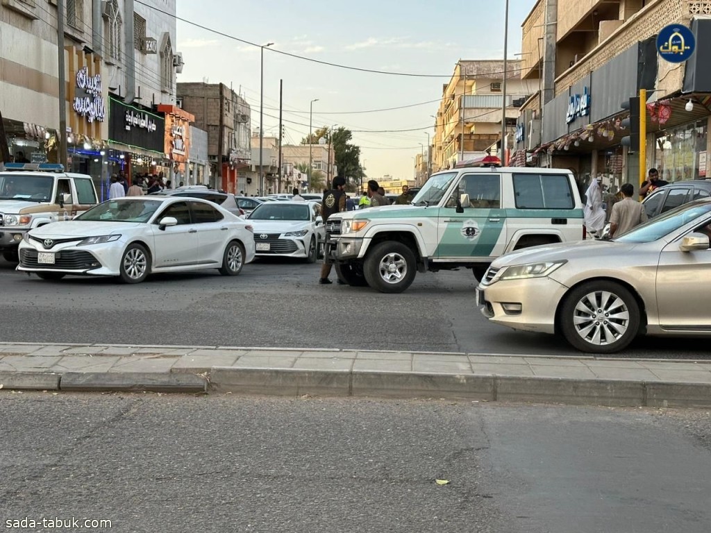 سوق الخالدية الرمضاني بـ"تبوك" ينتعش بحركة البيع والشراء