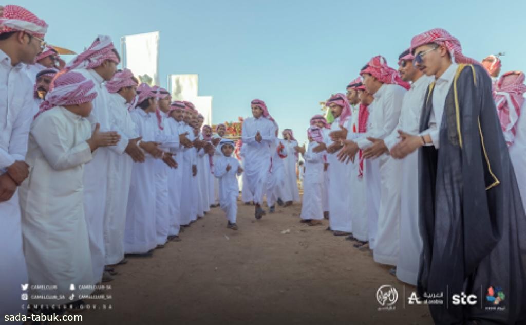 بالدحة والرفيحي .. جماهير المزاين يشعلون جادة الإبل في ‎تبوك