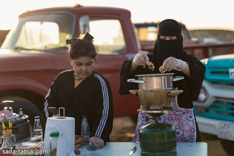 ‎لجنة التحكيم في مسابقة الطهي بـ جادة الإبل بـ تبوك تعلن عن الفائزين