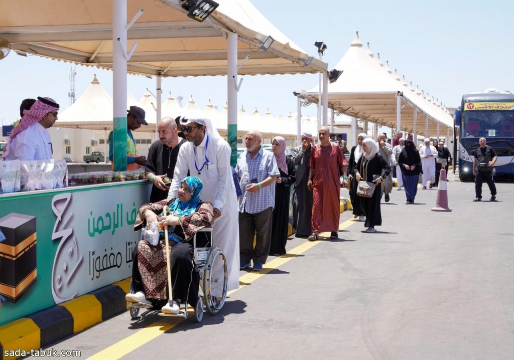 بمتابعة من سمو أمير منطقة تبوك ...مدينة الحجاج بمنفذ حالة عمار تودع ضيوف الرحمن العائدين إلى دولهم