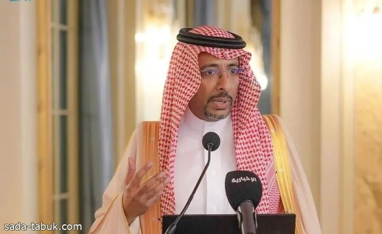 وزير الصناعة والثروة المعدنية : التقنيات الحديثة لا تنافس الموظف السعودي